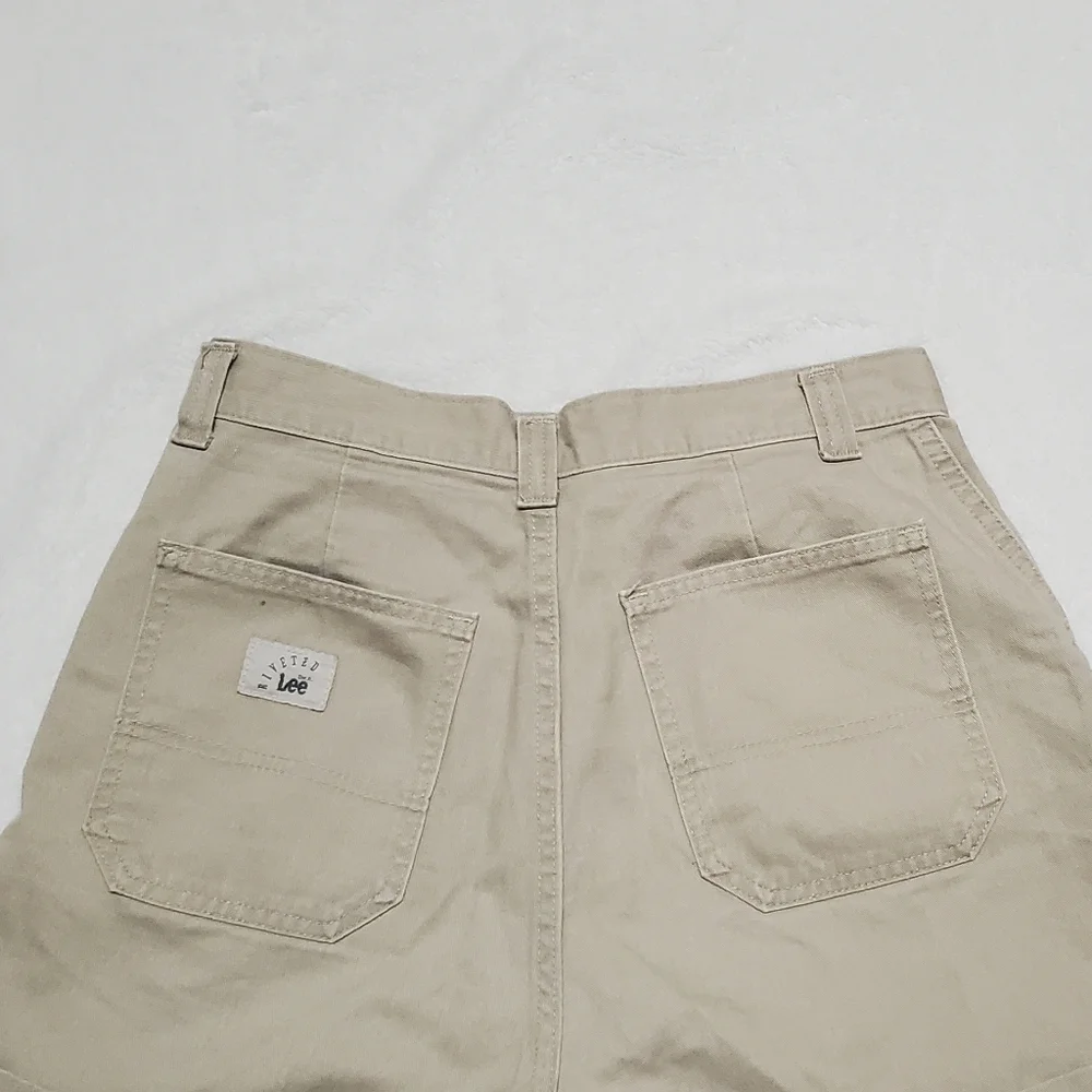 VINTAGE Lee Riveted High Rise Waist USA Made Large Pocket Khaki Shorts 10M